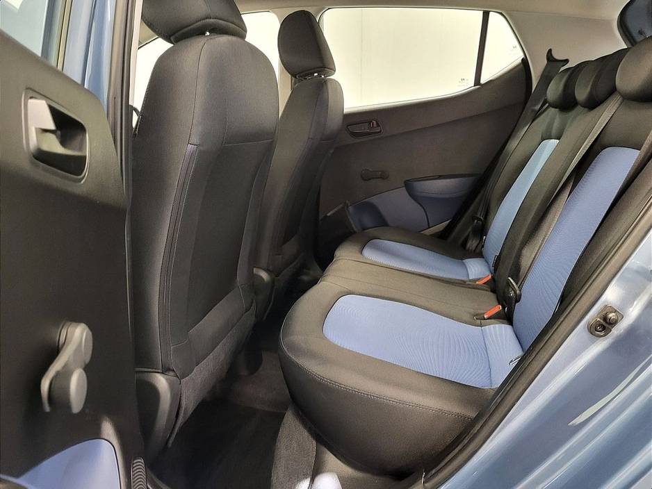 2019 Hyundai i10 - image 8