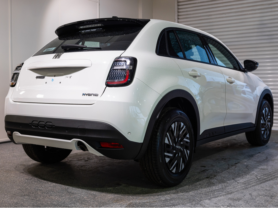 2026 Fiat 600 - image 4