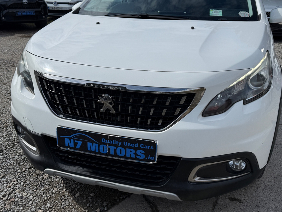 2016 Peugeot 2008 - image 11