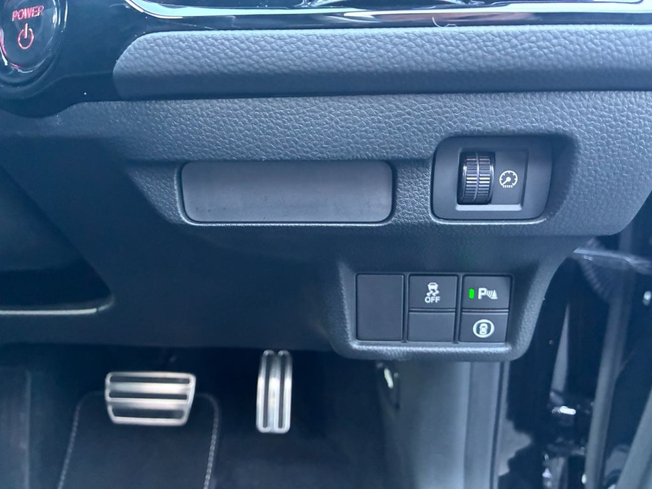 2024 Honda Civic - image 16