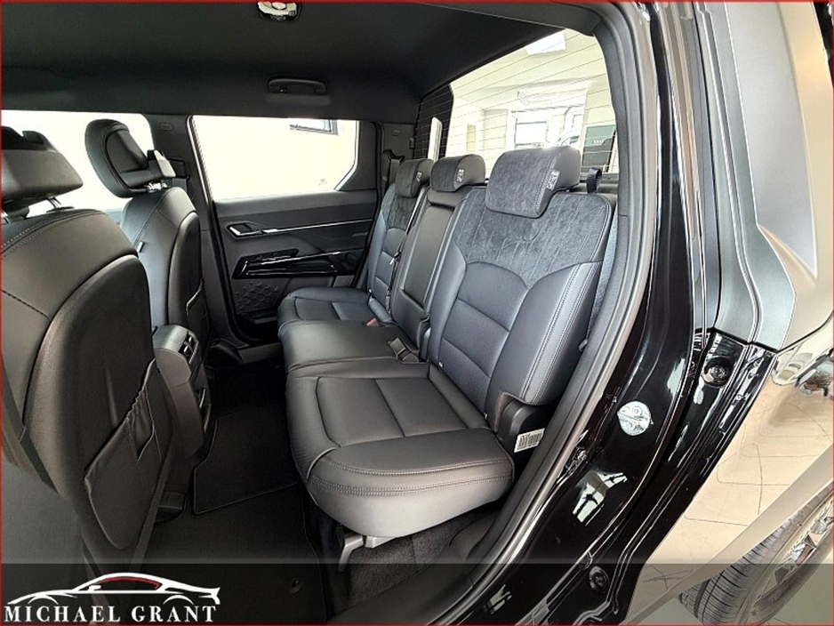 2026 KGM Musso - image 18