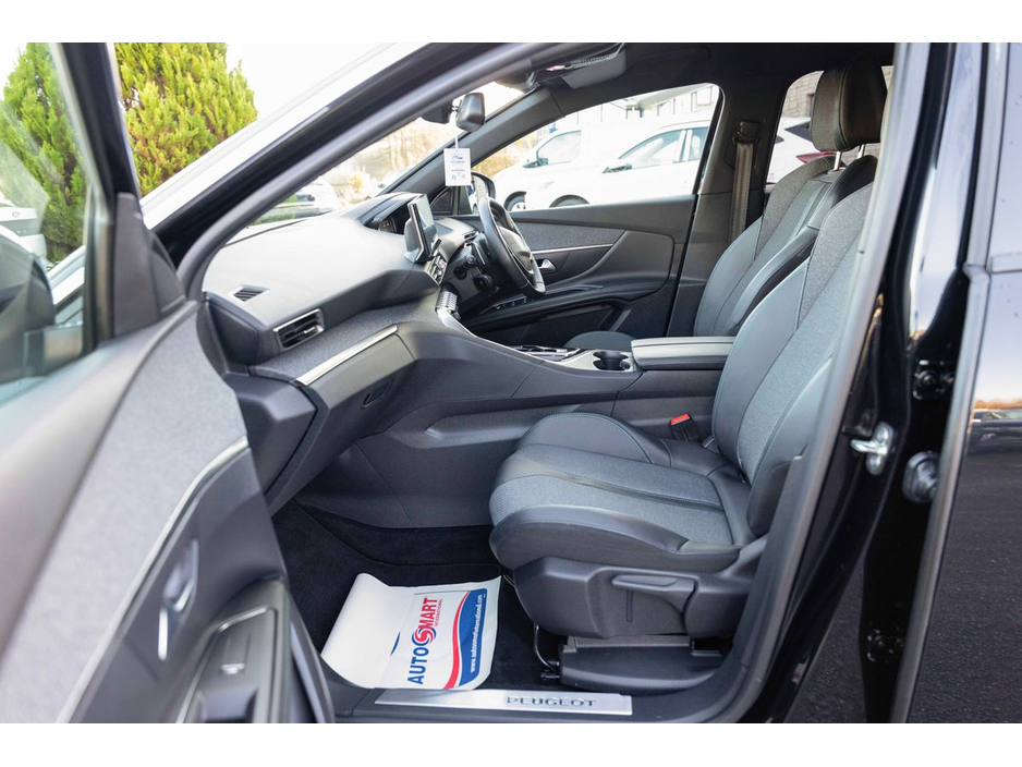 2023 Peugeot 3008 2023 Peugeot 3008 1.5 BlueHDi 130bhp Auto Allure €35,950