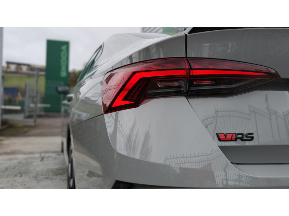 2021 Skoda Octavia - image 6