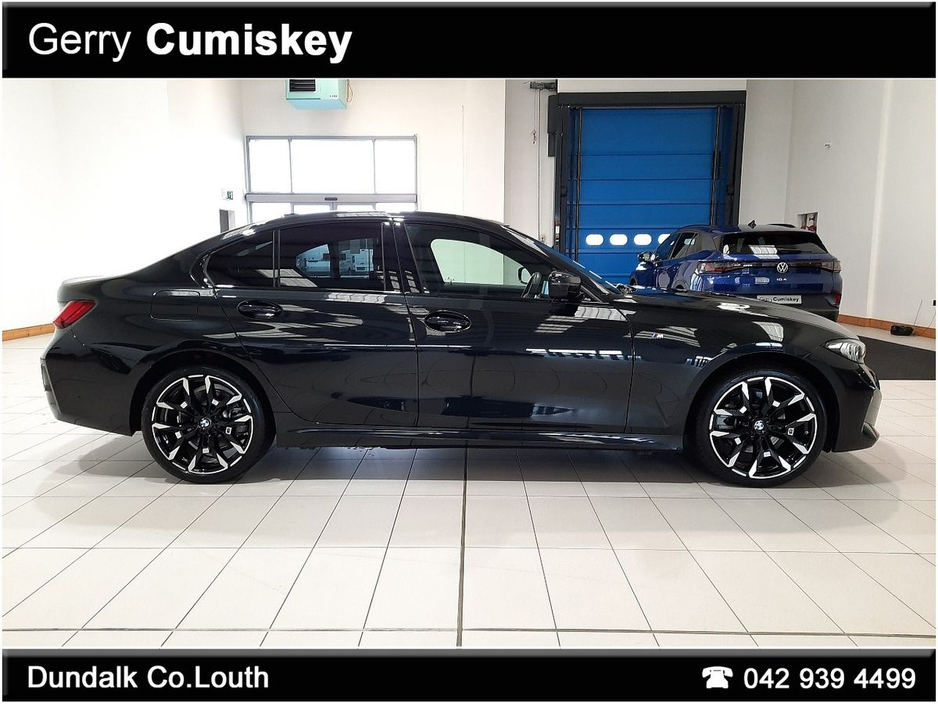 2025 BMW 3 Series - image 14