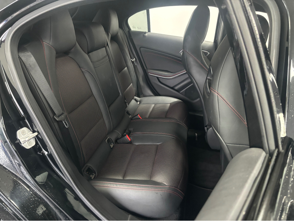 2013 Mercedes-Benz A Class *MERCEDES BENZ* *A-CLASS* *A-180* *LEATHER HEATED BUCKET SEATS* *KEYLESS ENTRY* *REVERSE CAMERA* *PARKING SENSORS* *TRADE INS WELCOME* €12,950