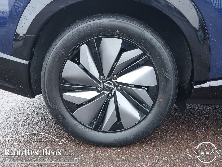 2023 Nissan Ariya - image 9