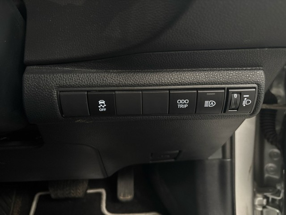 2023 Toyota Corolla - image 15