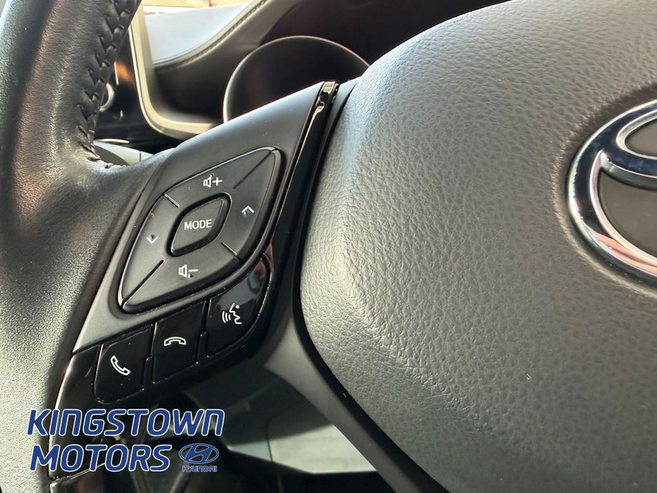 2021 Toyota C-HR - image 12