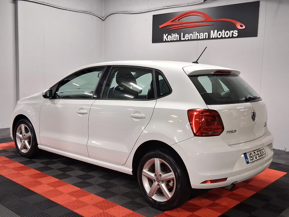 2015 Volkswagen Polo - image 3
