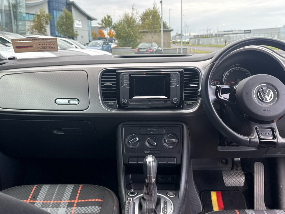 2016 Volkswagen Beetle - image 8