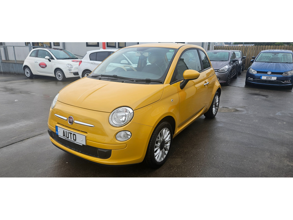 2015 Fiat 500 automatic 1.2 lounge low kms €7,995