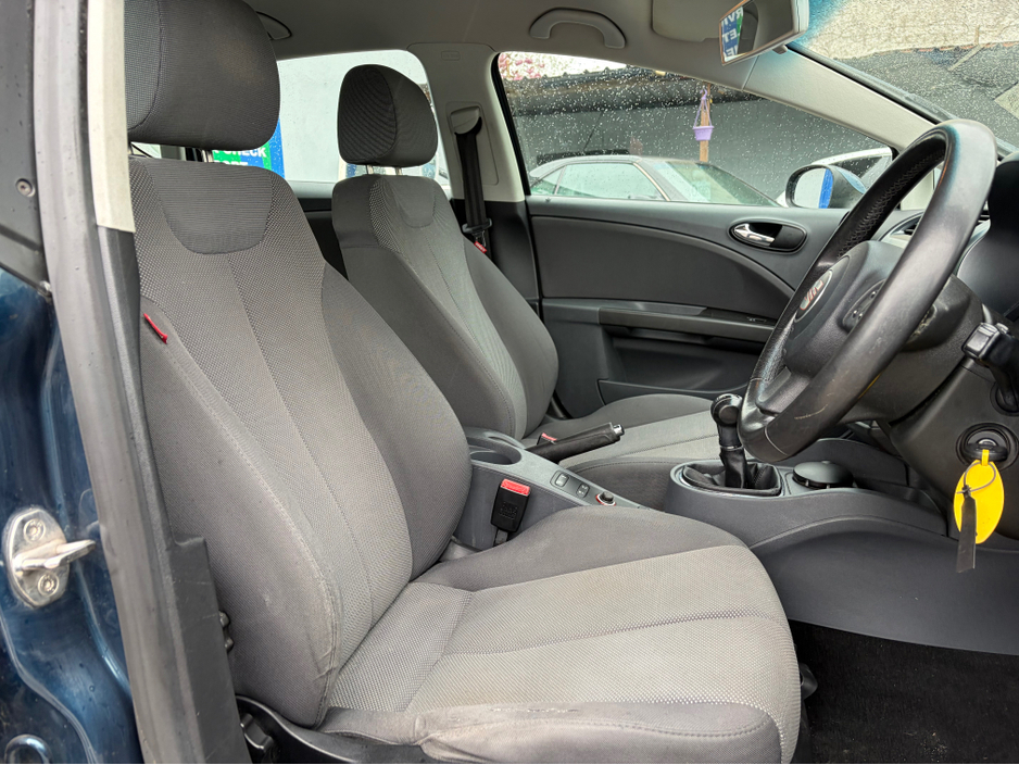 2006 SEAT Leon - image 8