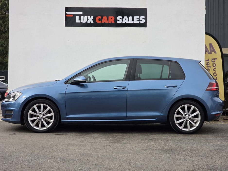 2014 Volkswagen Golf - image 3