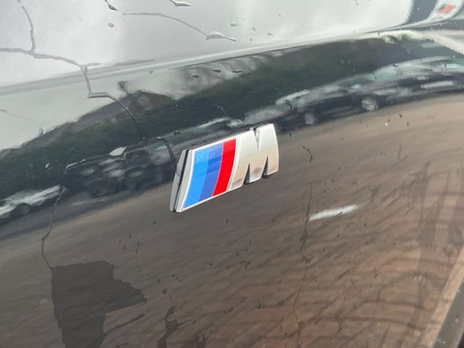 2024 BMW 5 Series - image 8