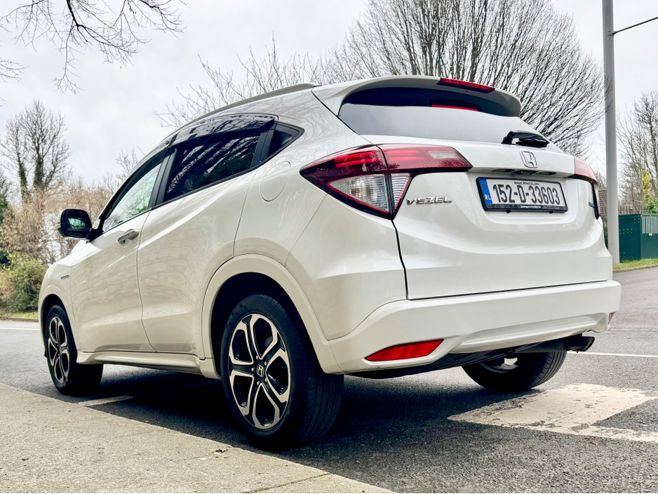 2015 Honda Vezel 1.5l HYBRID!!!AUTO!!ONLY 68K MLS !! €13,900