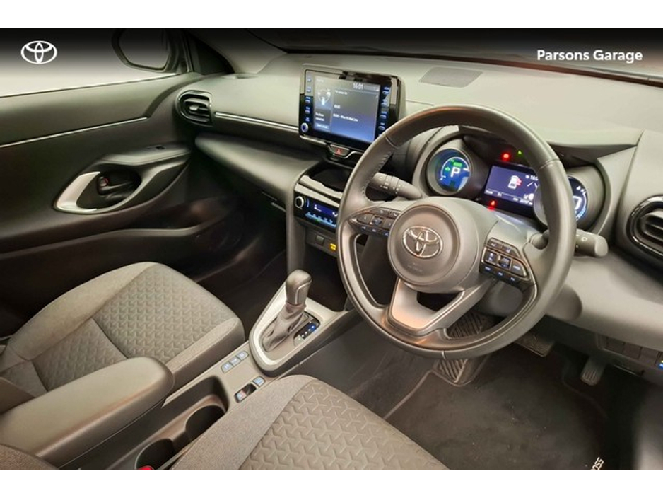 2024 Toyota Yaris Cross  €28,995
