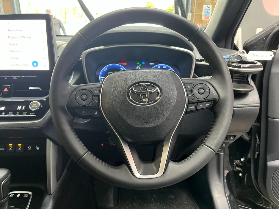 2024 Toyota Corolla - image 7