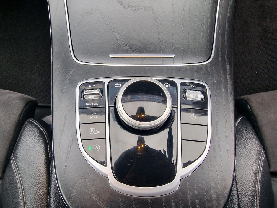 2018 Mercedes-Benz E Class - image 22