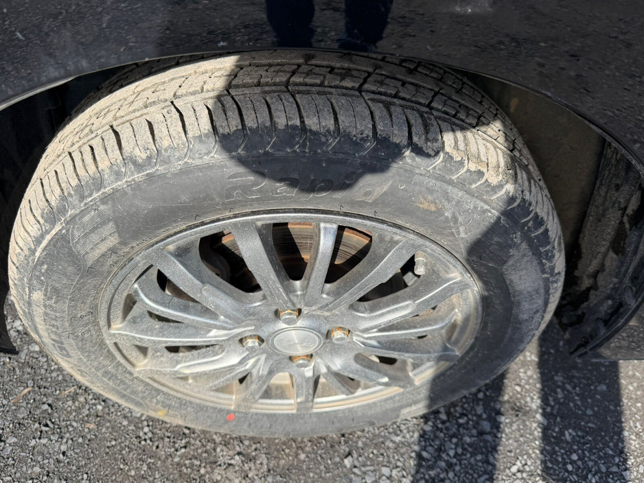 2015 Honda Fit - image 9