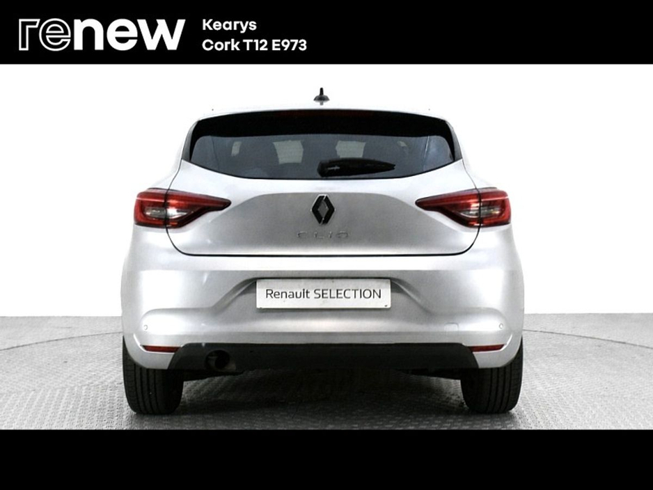 2021 Renault Clio - image 10