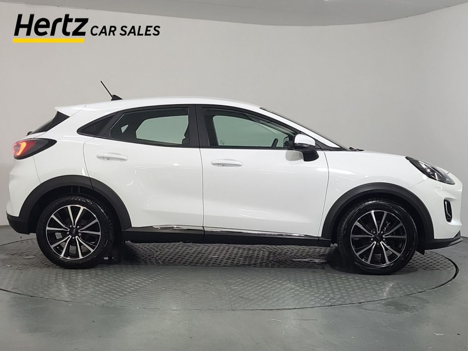 2023 Ford Puma - image 2