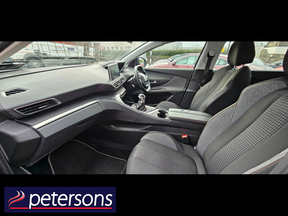 2018 Peugeot 5008 ACTIVE 1.2 130 4DR 7 SEATER €18,950