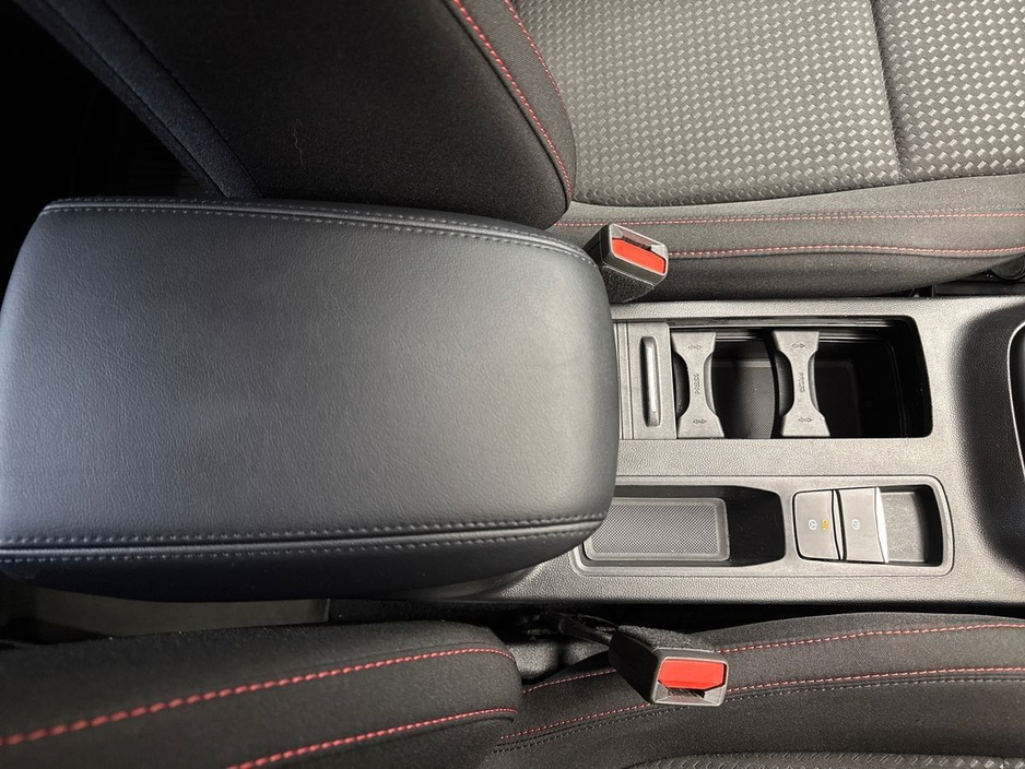 2025 Ford Focus - image 15