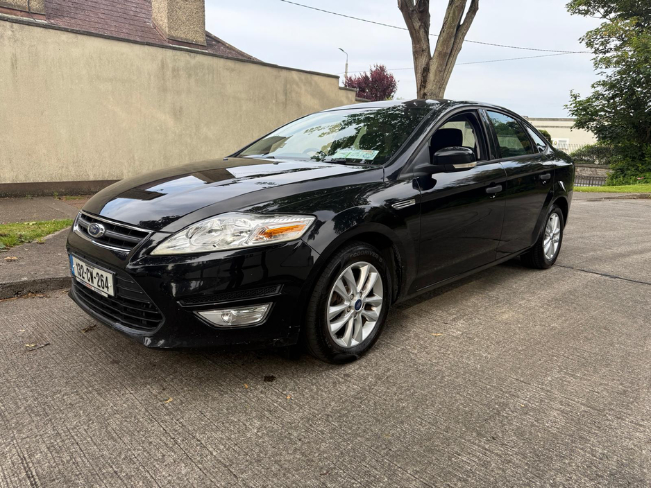 2013 Ford Mondeo - image 8
