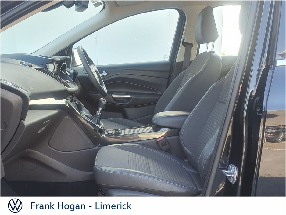 2019 Ford Kuga - image 4