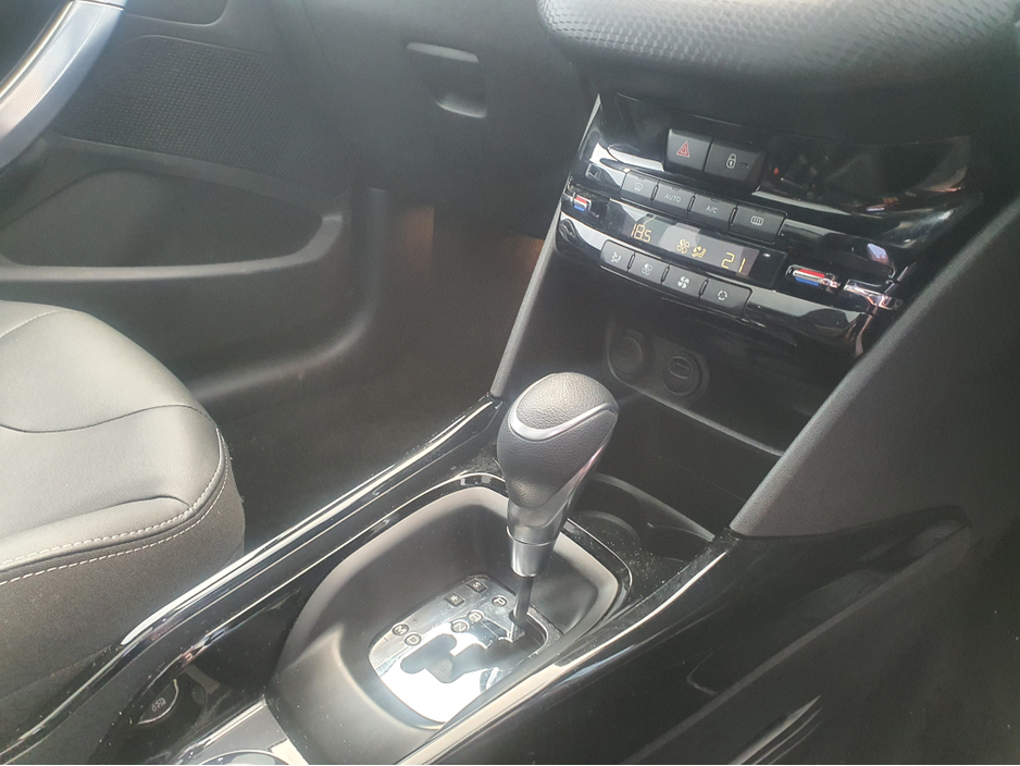 2019 Peugeot 2008 ALLURE 1.2 *AUTO* (NCT 03/27) €15,995