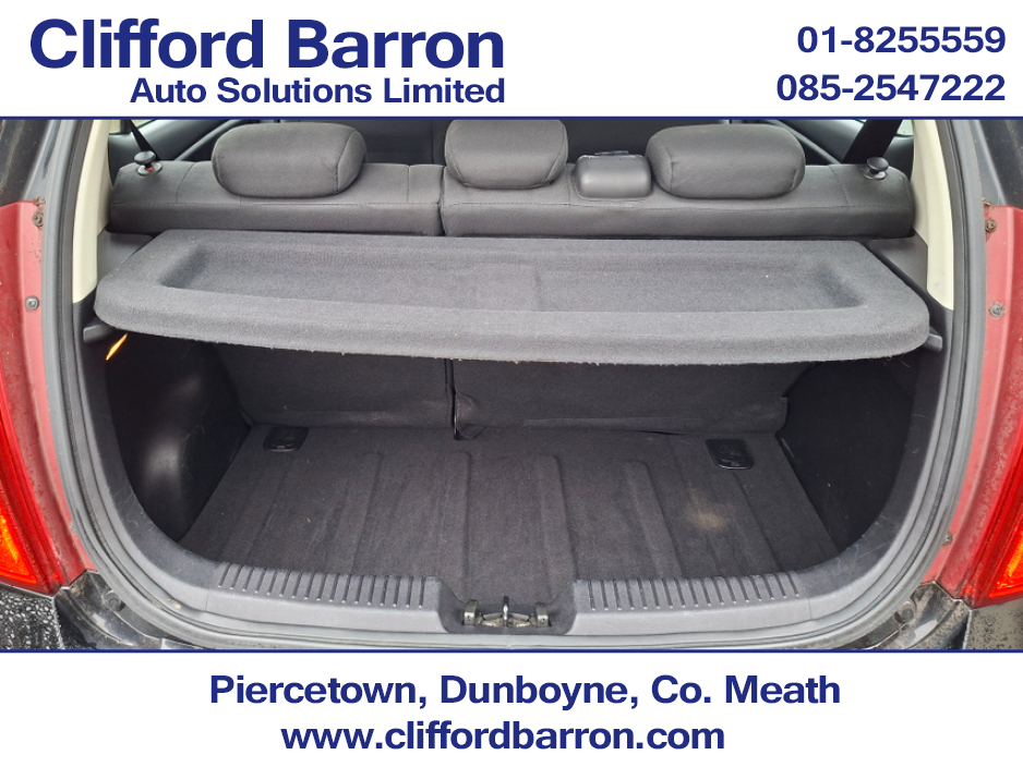 2012 Hyundai i10 - image 16