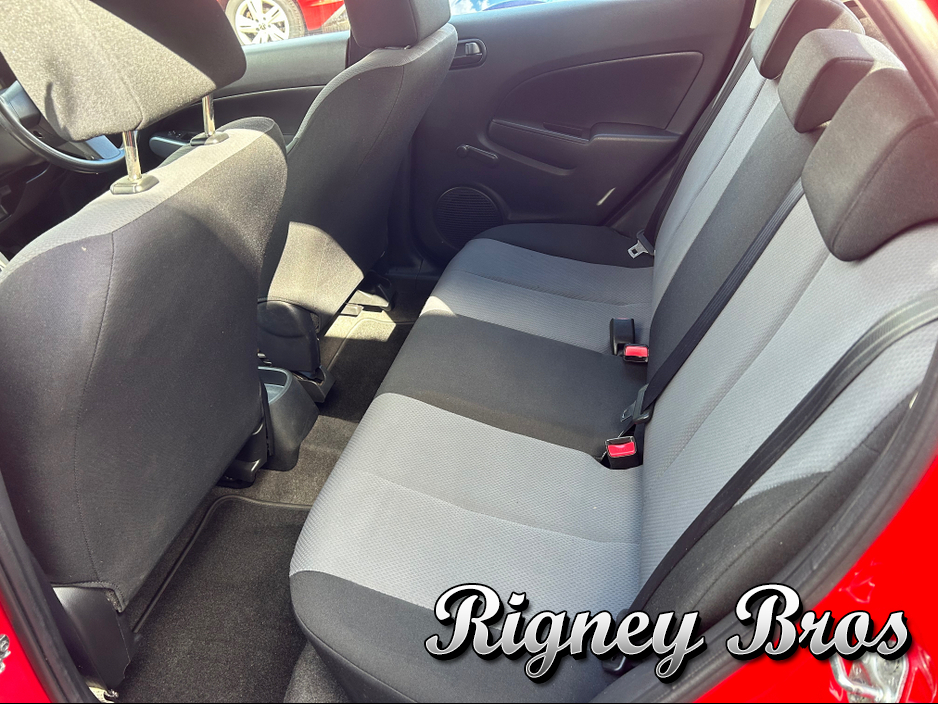 2008 Mazda Mazda2 - image 10