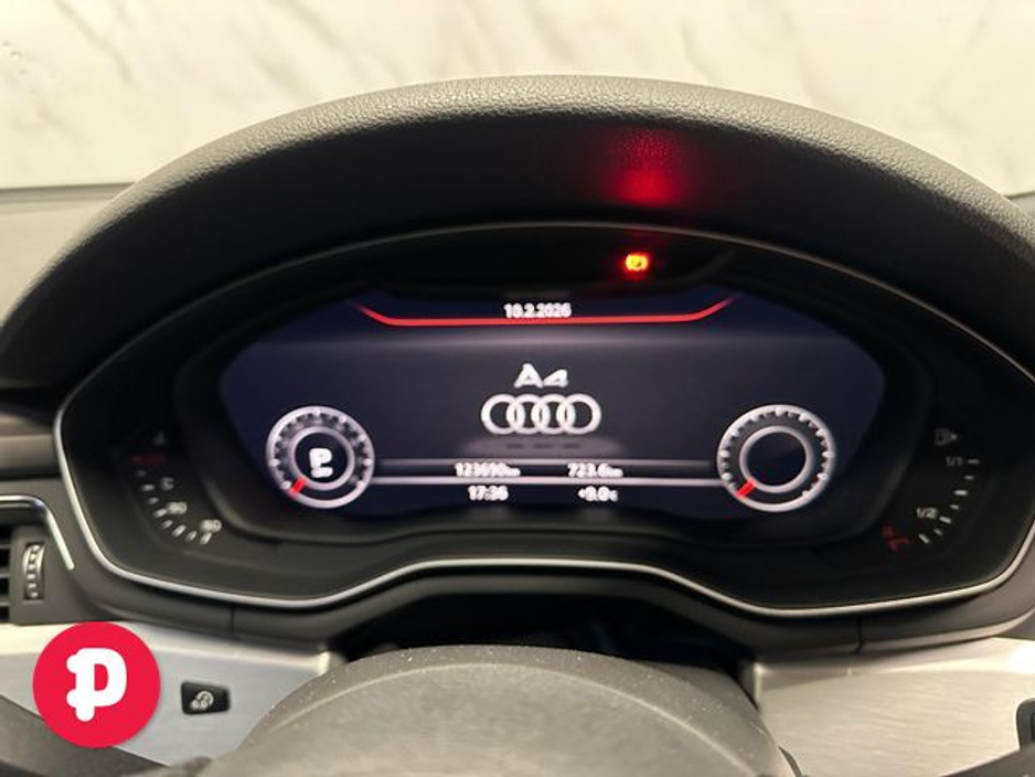 2017 Audi A4 - image 4