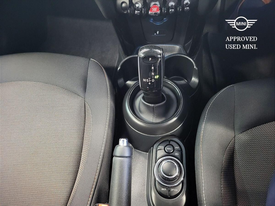 2024 MINI Hatch - image 9