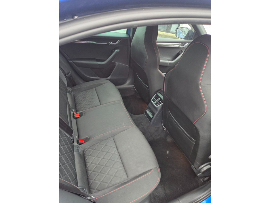 2018 Skoda Octavia - image 13