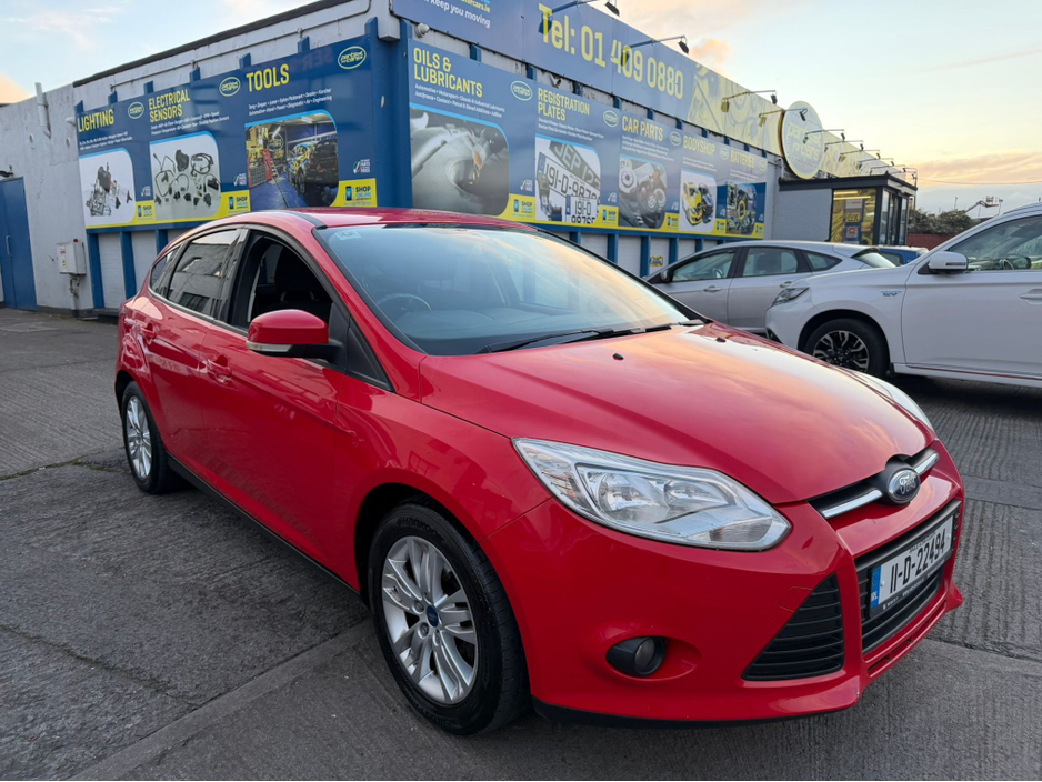 2011 Ford Focus - image 6