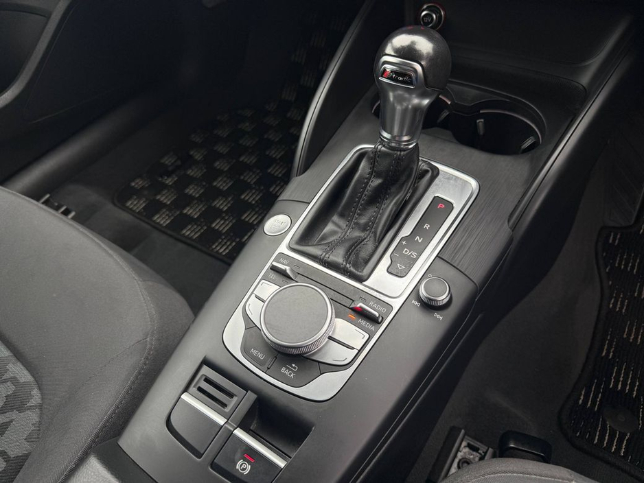 2016 Audi A3 - image 11