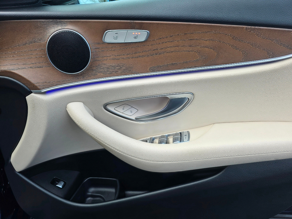 2017 Mercedes-Benz E Class - image 12