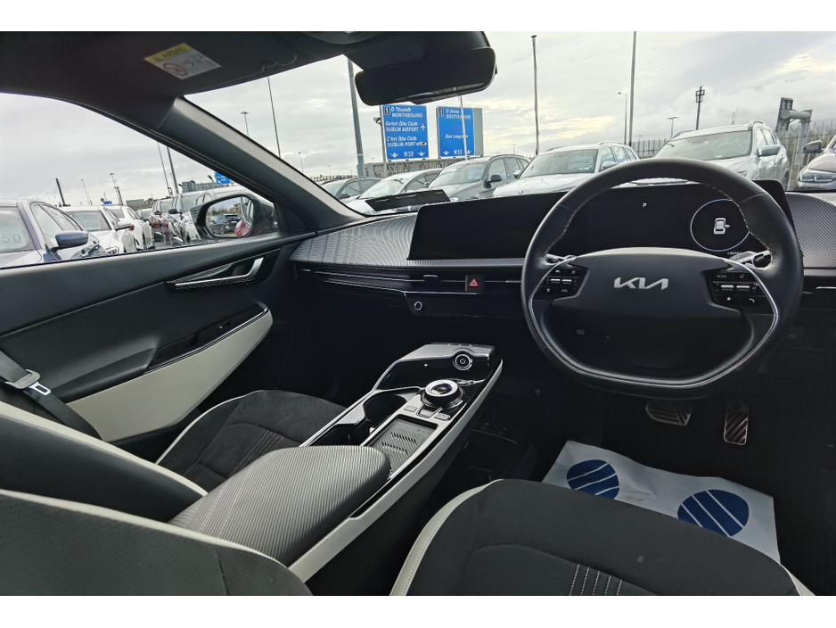 2023 Kia EV6 - image 13