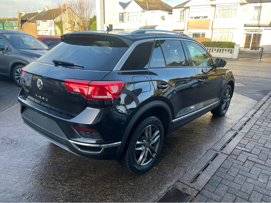 2020 Volkswagen T-Roc 2.0 tdi automatic €26,000