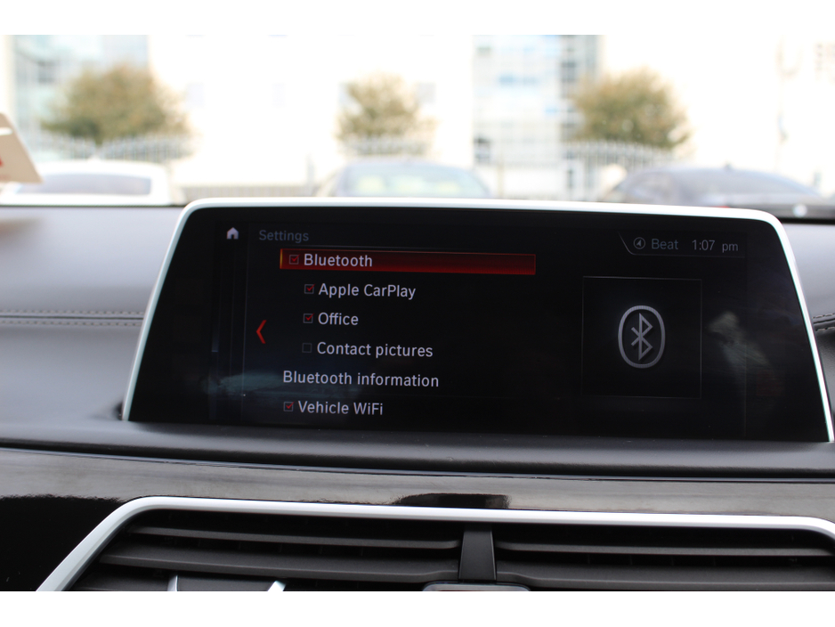 2019 BMW 7 Series - image 23