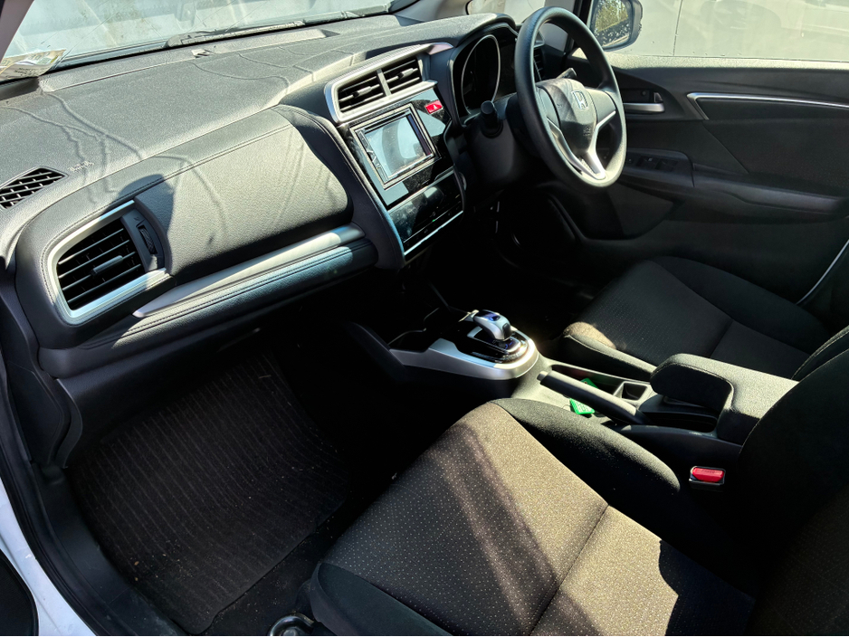 2015 Honda Fit - image 13