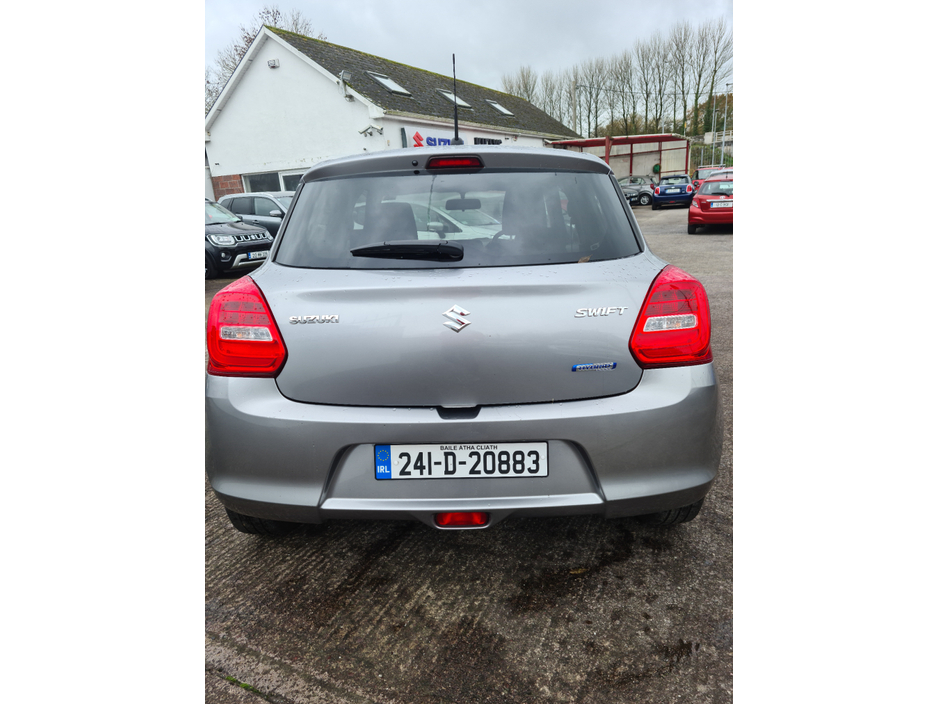 2024 Suzuki Swift - image 3