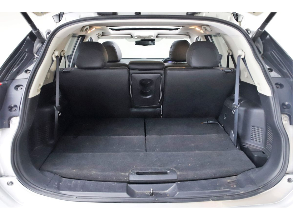 2018 Nissan X-Trail - image 25