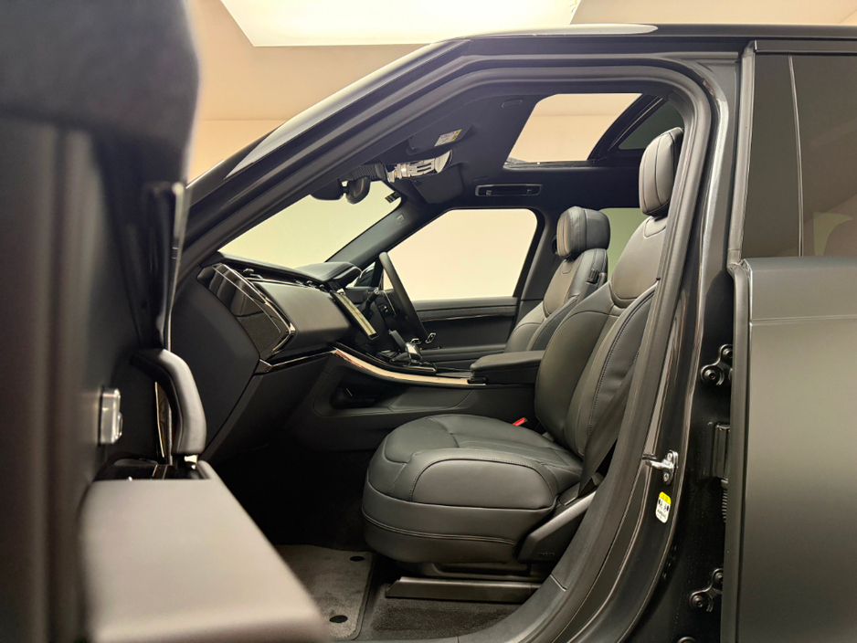 2026 Land Rover Range Rover Sport - image 16