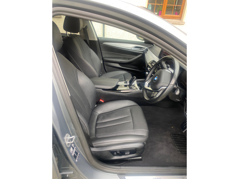 2023 BMW 5 Series D 5TSA 4DR AUTO €43,950