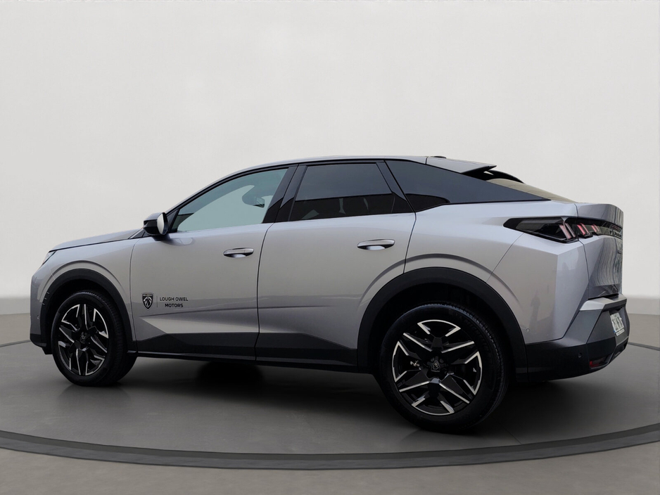 2025 Peugeot 3008 - image 12