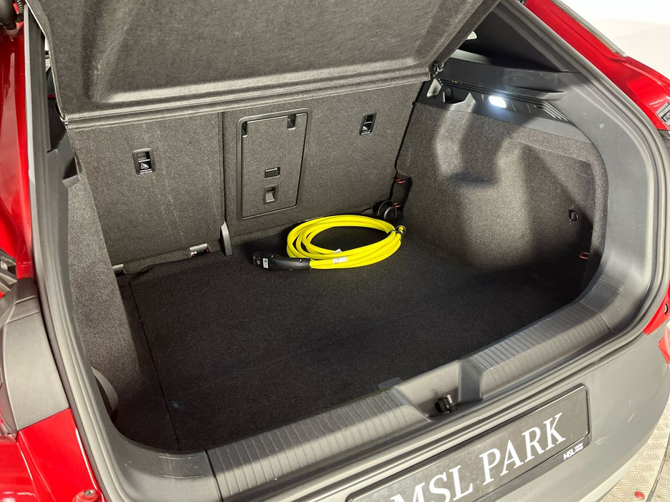 2024 Volkswagen ID.4 - image 12