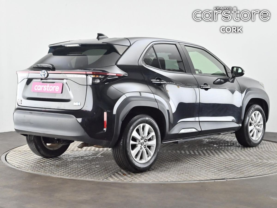 2021 Toyota Yaris Cross - image 5