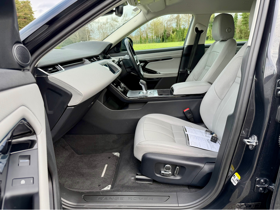 2021 Land Rover Range Rover Evoque - image 19